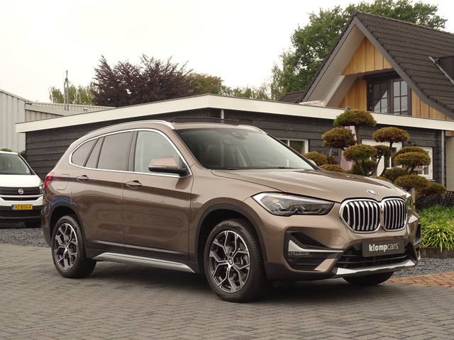Foto 9 van BMW X1 xDrive25i X-line | Stuurverw. | KeylessEntr. | 230PK! | Schuifdak | Unieke kleur!