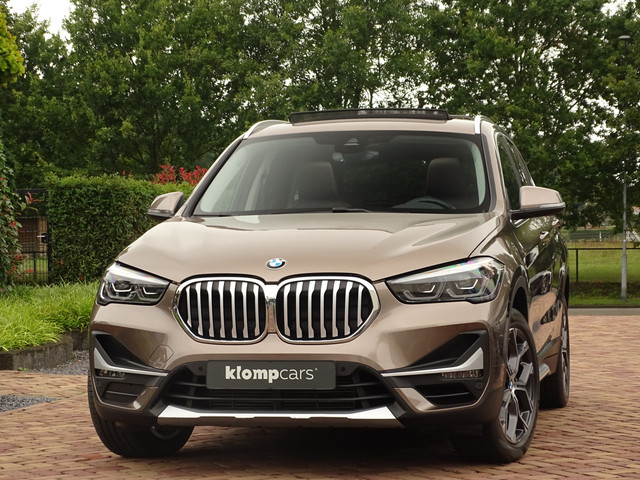 Foto 4 van BMW X1 xDrive25i X-line | Stuurverw. | KeylessEntr. | 230PK! | Schuifdak | Unieke kleur!