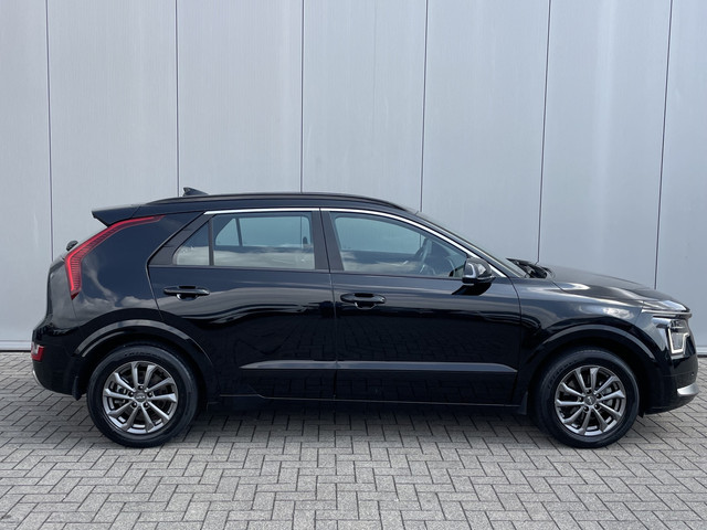 Foto 9 van Kia Niro 1.6 GDi Hybrid DynamicLine Navigatie, Climate Control, Adaptive Cruise Control, Trekhaak, S