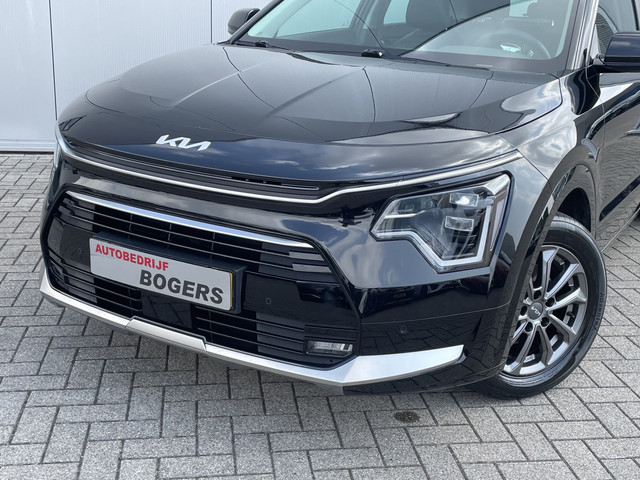 Foto 8 van Kia Niro 1.6 GDi Hybrid DynamicLine Navigatie, Climate Control, Adaptive Cruise Control, Trekhaak, S