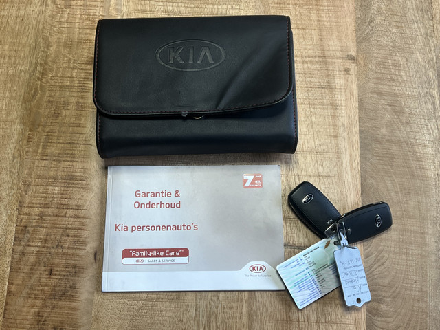 Foto 5 van Kia Picanto 1.0 CVVT ExecutiveLine | Volle auto! | NAP |