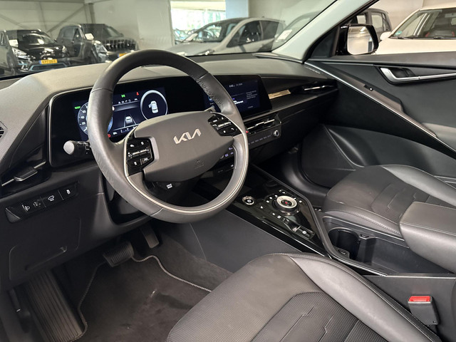 Foto 9 van Kia Niro EV DynamicPlusLine 64.8 kWh | Fabrieksgarantie tot 2032 | Leder | Stoel stuur verwarming |