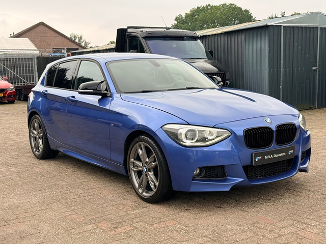 Foto 6 van BMW 1-serie 116i Executive M Sport|Nieuwe Ketting + Klepseals|Navigatie|Keyless|Cruise control|Clima