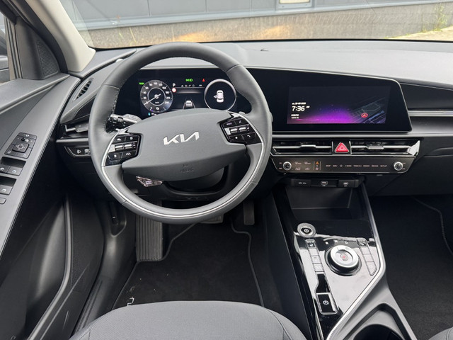 Foto 7 van Kia Niro EV Light Advanced 64.8 KW/h 460 km bereik