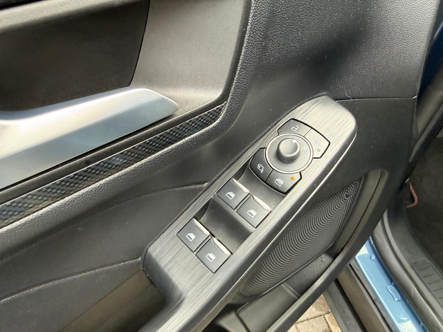 Foto 7 van Ford Kuga 2.5 PHEV ST-Line | Trekhaak | (bj 2024)