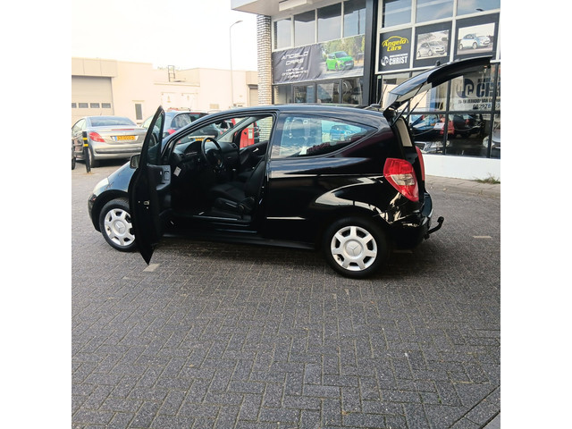 Foto 5 van Mercedes-Benz A-klasse 160 BlueEFFICIENCY Business Class