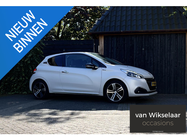 Foto 10 van Peugeot 208 1.2 PureTech GT-line 2017 JBL-SPEAKERS/PANODAK/PARELMOER