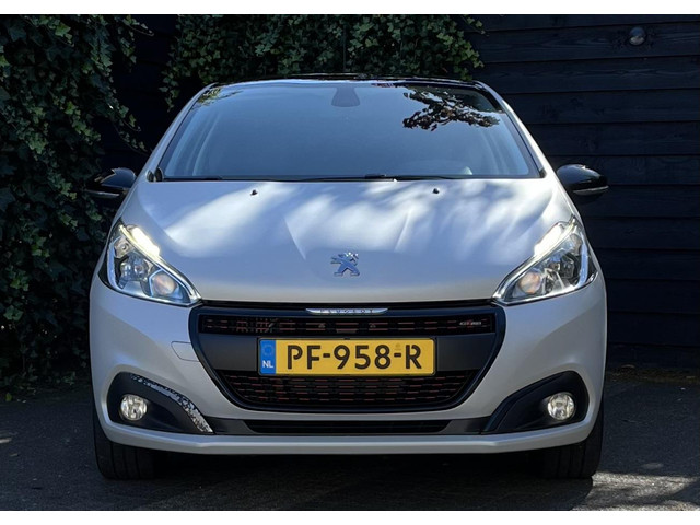 Foto 8 van Peugeot 208 1.2 PureTech GT-line 2017 JBL-SPEAKERS/PANODAK/PARELMOER