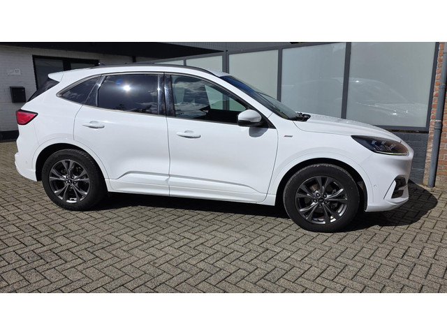 Foto 7 van Ford Kuga 1.5 EcoBoost ST-Line X 150pk Navi, Camera, Ad. Cruise, Pdc V+A, Head-Up, EL Klep.