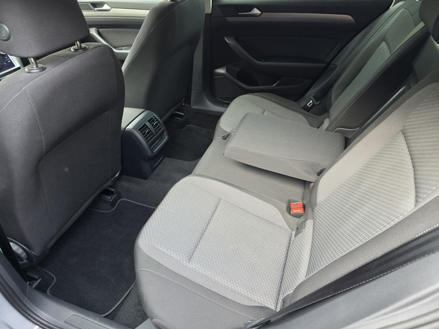 Foto 10 van Volkswagen Passat Variant 1.5 TSI Business |Virtual Clock|Carplay|Camera|