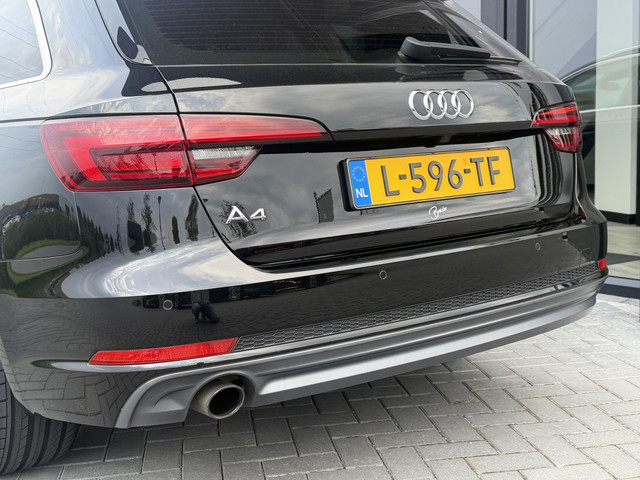Foto 3 van Audi A4 Avant 1.4 TFSI Sport S line black edition Vitrual Display | Trekhaak | Nwe distributie