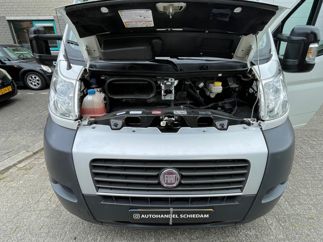 Foto 8 van Fiat Ducato 2.3 JTD Camper Roller T Line Garage S (2013)