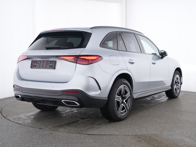 Foto 9 van Mercedes-Benz GLC 400e 4MATIC AMG Line Premium I Panoramadak I Trekhaak I 360 camera I I Head-up I S