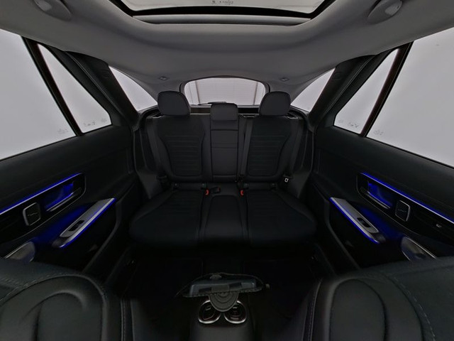 Foto 4 van Mercedes-Benz GLC 400e 4MATIC AMG Line Premium I Panoramadak I Trekhaak I 360 camera I I Head-up I S