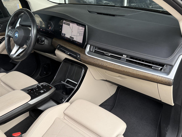 Foto 7 van BMW 2-serie Active Tourer 225e xDrive Luxury Line | PANORAMA | LEDER | SPORTSSTOELEN | CAMERA | DRIV