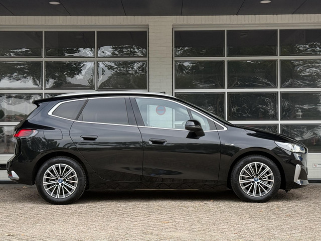 BMW 2-serie Active Tourer 225e xDrive Luxury Line | PANORAMA | LEDER | SPORTSSTOELEN | CAMERA | DRIV