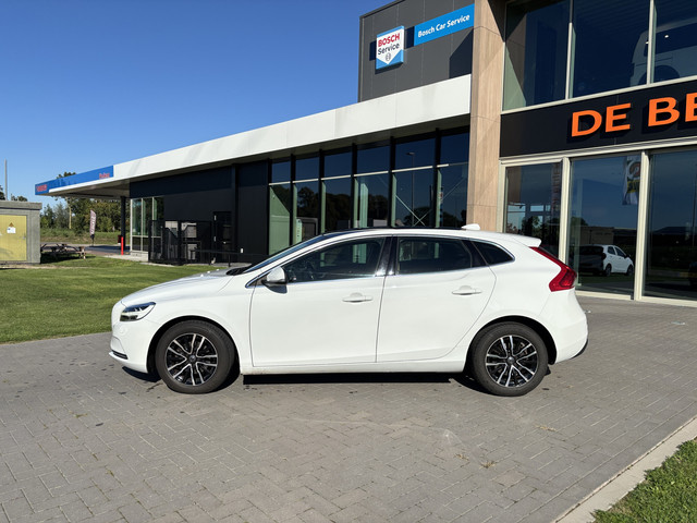Foto 10 van Volvo V40 2.0 D2 Nordic+ Camera I Trekhaak I Airco