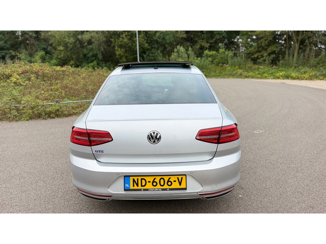 Foto 4 van Volkswagen Passat 1.4 TSI GTE 218PK Panoramadak Virtual Display Leer Navi Led-Xenon 360"Camera