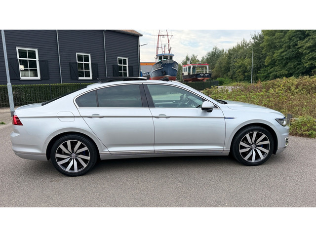 Foto 3 van Volkswagen Passat 1.4 TSI GTE 218PK Panoramadak Virtual Display Leer Navi Led-Xenon 360"Camera