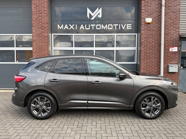 Foto 6 van Ford KUGA 2.5 PHEV ST-Line LED Camera Carplay Lane Trekhaak