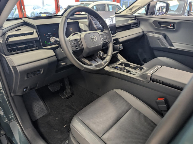 Foto 5 van Toyota RAV4 2.5 Plug-in Hybrid 270 Executive | JBL | HUD | Stoel- Stuurverwarming | Elek. kofferklep
