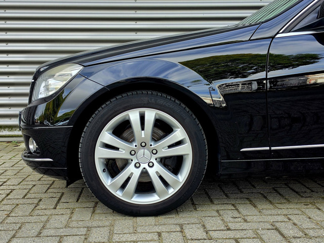 Mercedes-Benz C-klasse 200 K Avantgarde / Youngtimer / Automaat / Stoelverw.