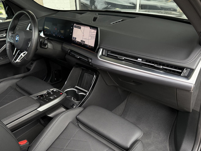 Foto 7 van BMW X1 xDrive30e M SPORT | PANORAMA | ELEKTR. STOELEN | 20 INCH VELGEN | 360 CAMERA | HEAD UP | DRIV