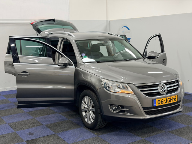 Foto 9 van Volkswagen Tiguan 1.4 TSI Sport&Style 4Motion / NETTE AUTO / DEALER ONDERHOUDEN / NAP