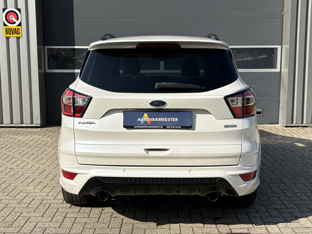 Foto 6 van Ford Kuga 1.5 EcoBoost ST Line | Pano | Schuifdak | Sony | Camera | Carplay/Android | Alcantara | In