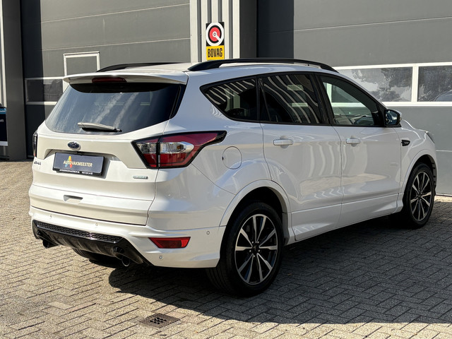 Foto 5 van Ford Kuga 1.5 EcoBoost ST Line | Pano | Schuifdak | Sony | Camera | Carplay/Android | Alcantara | In