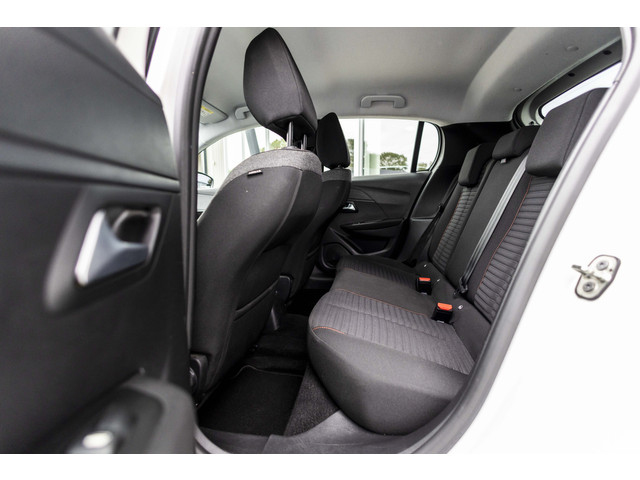 Foto 9 van Peugeot 208 1.2 PureTech Active Pack | Cruise | Carplay | NL Auto