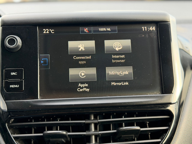 Foto 6 van Peugeot 208 1.2 PureTech Blue Lion NAP CARPLAY AIRCO NAVI PARKEERSENSOR