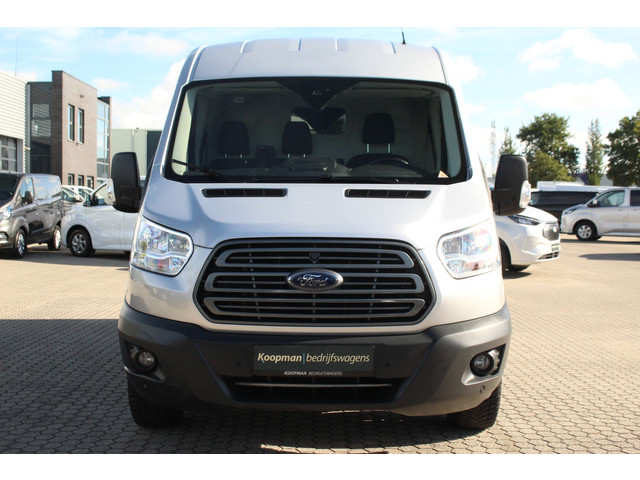 Foto 10 van Ford Transit 330 2.0TDCI 131pk L2H2 Trend | Camera | Trekhaak | Navi | Cruise | Lease 278,- p/m