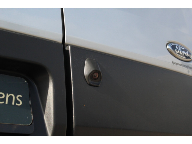 Foto 2 van Ford Transit 330 2.0TDCI 131pk L2H2 Trend | Camera | Trekhaak | Navi | Cruise | Lease 278,- p/m