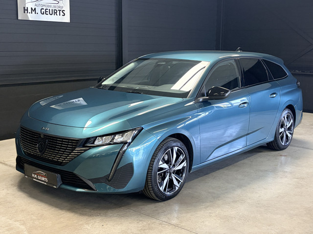 Foto 2 van Peugeot 308 SW 1.2 T Allure | Automaat | Camera | Navi | CarPlay
