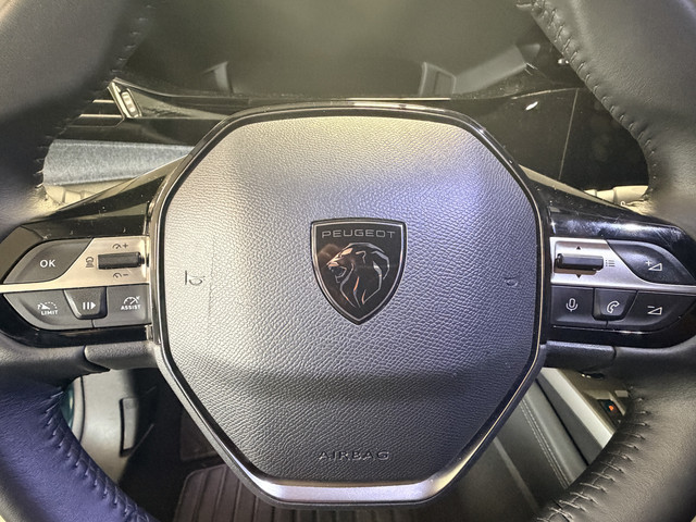 Foto 9 van Peugeot 308 SW 1.2 T Allure | Automaat | Camera | Navi | CarPlay