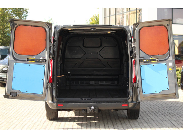 Foto 5 van Ford Transit Custom 320 2.0TDCI 130pk L1H1 Trend | Trekhaak | Cruise | Airco | Lease 360,- p/m