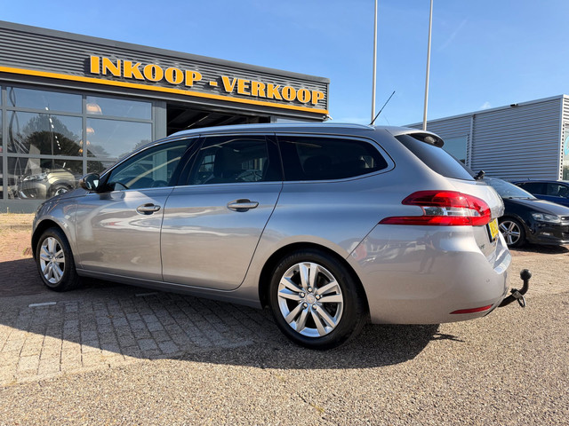 Foto 6 van Peugeot 308 SW 1.2 PureTech | Automaat | Pano | Camera |