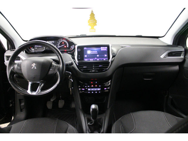 Foto 9 van Peugeot 208 1.2 PureTech Allure (bj 2019)