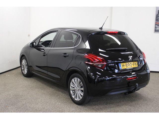 Foto 4 van Peugeot 208 1.2 PureTech Allure (bj 2019)