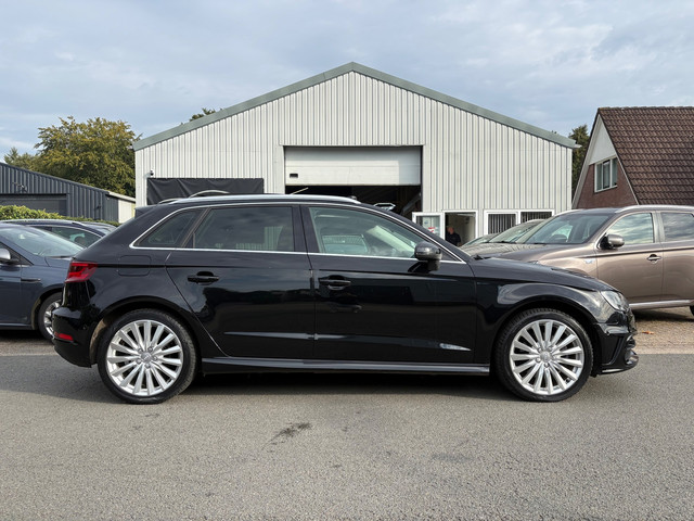 Foto 4 van Audi A3 Sportback 1.4 e-tron PHEV Ambition Pro Line plus