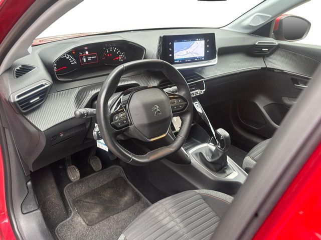 Foto 9 van Peugeot 208 Blue Lease Active 1.2 75pk | NAVI | LM-VELGEN | PARKEERSENSOREN | DAB+ | APPLE CARPLAY /