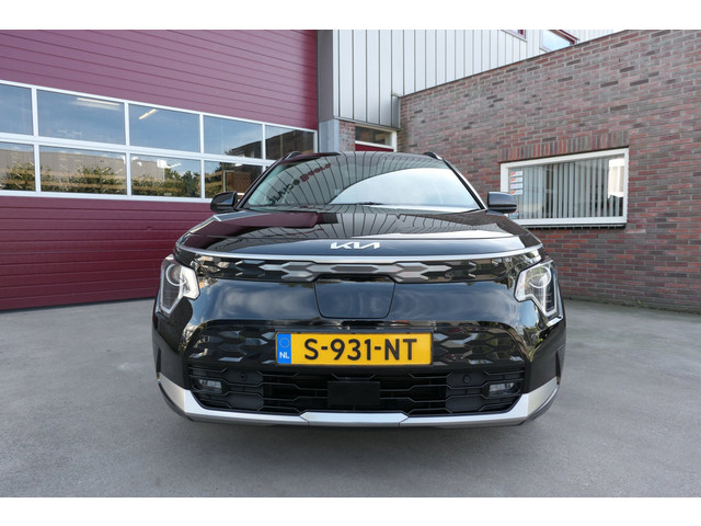 Foto 4 van Kia Niro EV DynamicLine 64.8 kWh, Mooi !!, SOH 100 %, Camera, PDC, Rijklaarprijs incl. garantie.