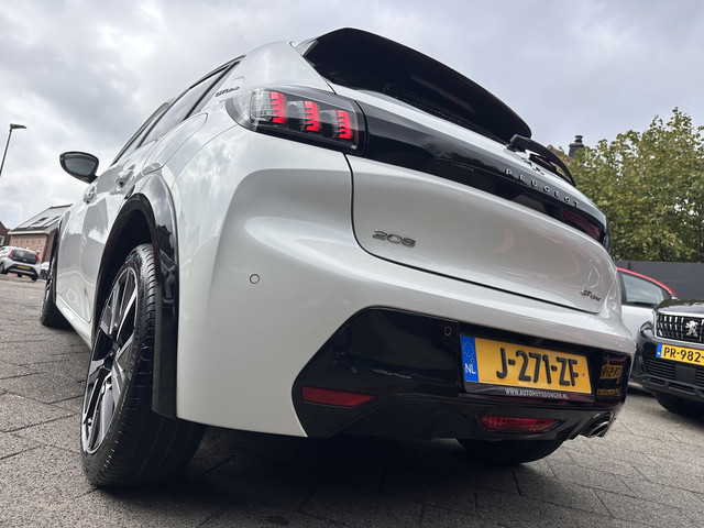 Foto 8 van Peugeot 208 1.2 PureTech GT-Line|101pk|Navi