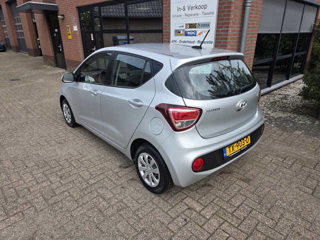 Foto 5 van Hyundai i10 1.0i Comfort | Navigatie | Cruise | (bj 2019)