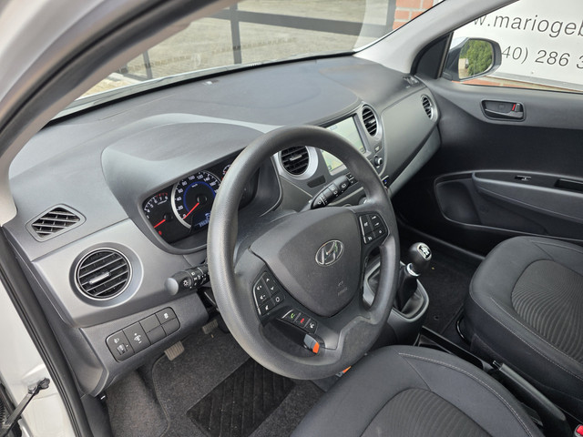 Foto 3 van Hyundai i10 1.0i Comfort | Navigatie | Cruise | (bj 2019)