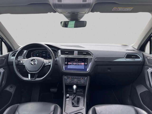 Foto 9 van Volkswagen Tiguan 1.5 TSI ACT Highline Business R(Goed OnderH, Panorama, Head-up, Navi, 360 Camera,