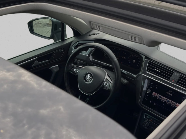 Foto 8 van Volkswagen Tiguan 1.5 TSI ACT Highline Business R(Goed OnderH, Panorama, Head-up, Navi, 360 Camera,
