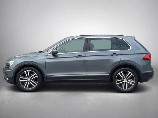 Foto 6 van Volkswagen Tiguan 1.5 TSI ACT Highline Business R(Goed OnderH, Panorama, Head-up, Navi, 360 Camera,