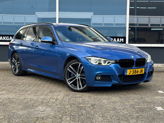 Foto 2 van BMW 3-serie Touring 340i xDrive M-Sport Shadow/1E LAK/NO-OPF/HUD/CAM/TREKHAAK